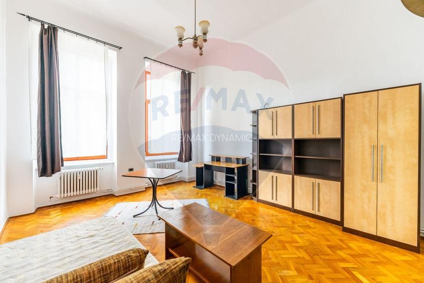 Apartament cu o camera de inchiriat,zona teatru - 4