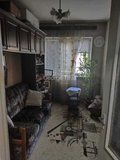 Vand apartament  3 camere, izolat exterior,bloc antiseismic vis-a-vis Comisariat - 3