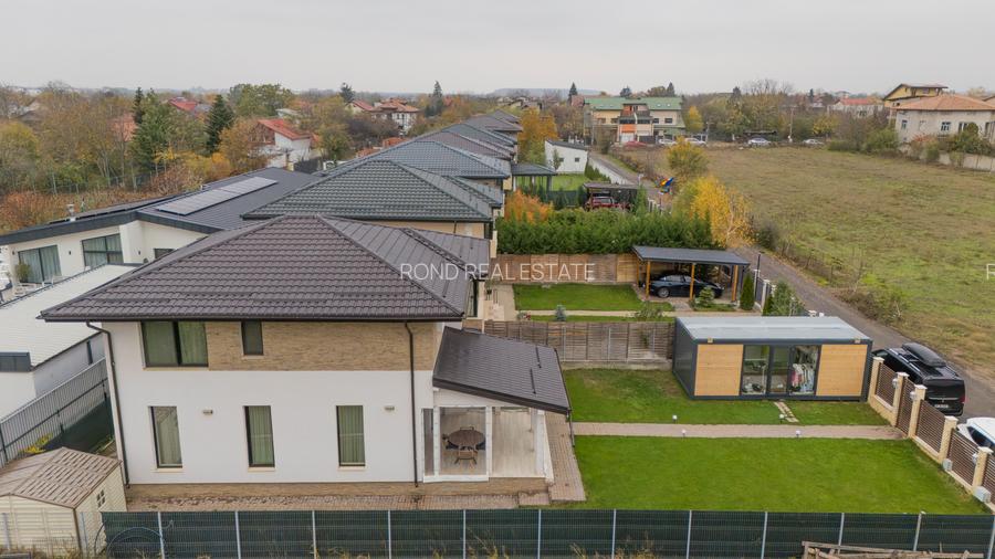 Vilă modernă cu vedere la lac, minicomplex inchis - 7