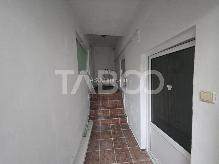 Casa individuala de vanzare 54mpu curte propie 69mp zona Central Sibiu - 10