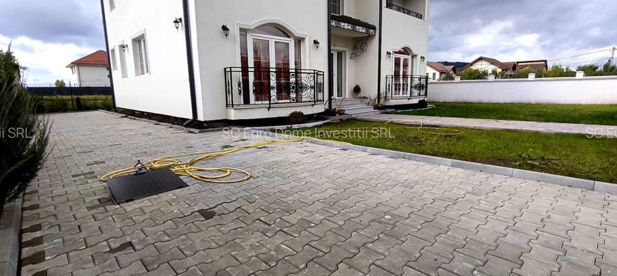 Casa mobilata si utilata cu proiect deosebit , foarte rar intalnit - 2