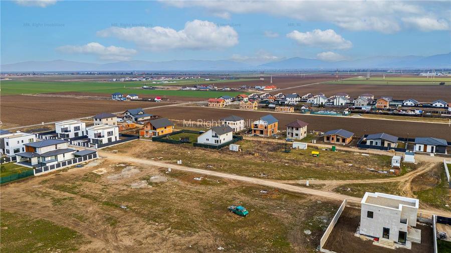 Teren intravilan | utilitati | Sanpetru | 500 mp - 5