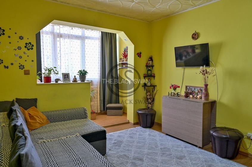 Apartament cu 3 camere de vanzare | Mobilat | Malu Rosu | Comision 0% - 2