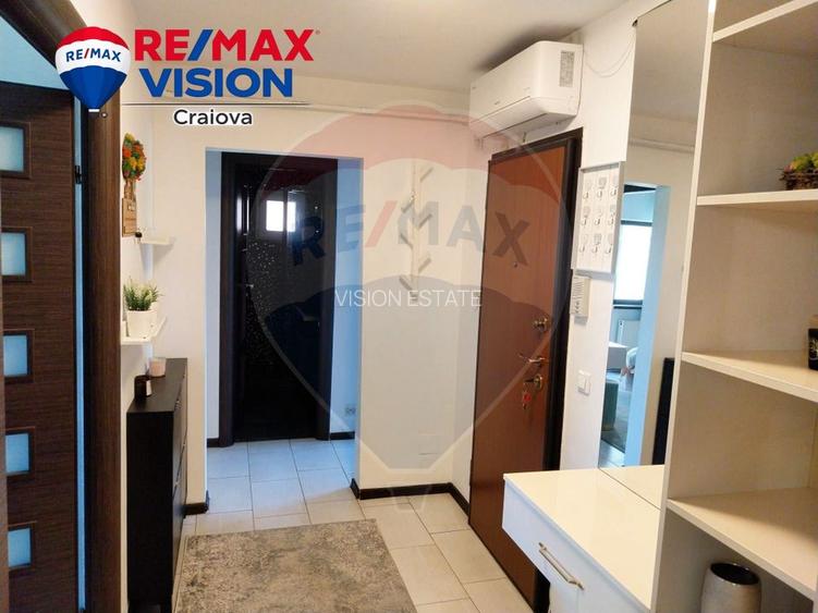 Apartament 3 camere de închiriat in Craiova,  zona  SIF - 9