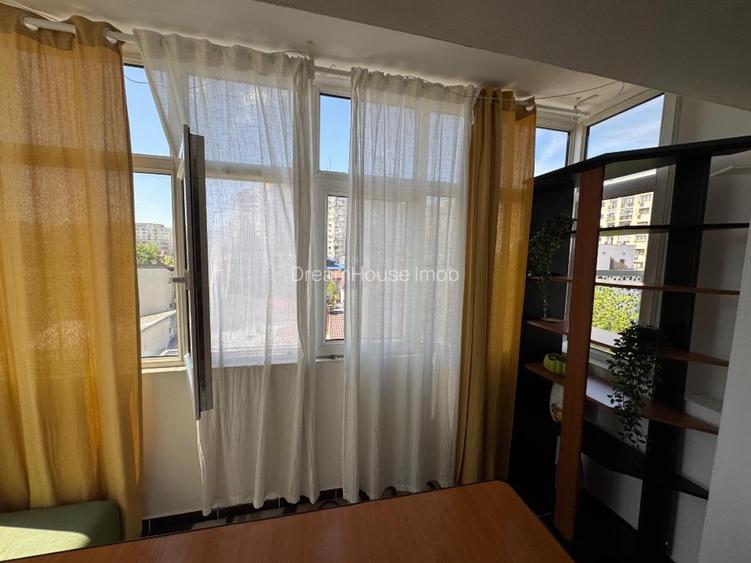 Apartament  2 camere Decebal - Centrala Proprie - Parcare + Boxa - 8