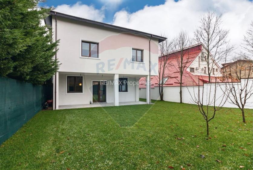 Casă / Vilă de vanzare in Snagov, langa padure, lac la 800 m, centru - 4