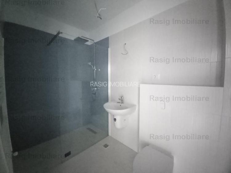 Ultimul apartament la  parter , 2 camere, curte privata ,negociabil - 6