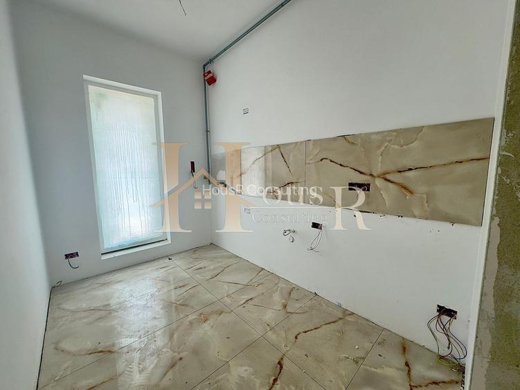 Decomandat. Compartimentat excelent. Etaj 2. - 17