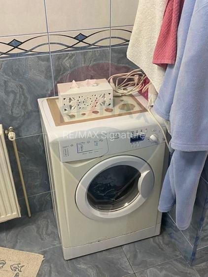 Casă / Vilă cu 5 camere de vânzare în zona Central - 44
