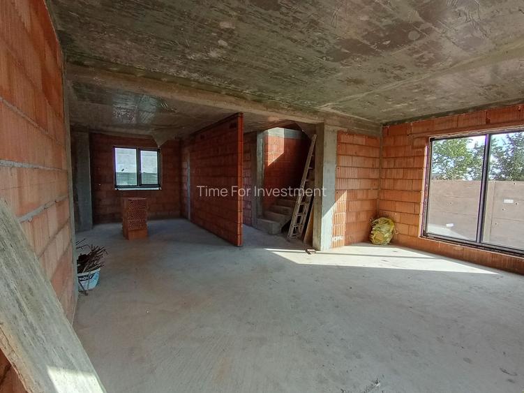 Sanandrei Duplex cu Perete Dublu, Proiect Modern - 9