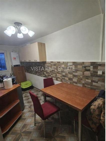 Apartament 2 camere decomandat, centrala proprie. Zona Uzina 2 - 6