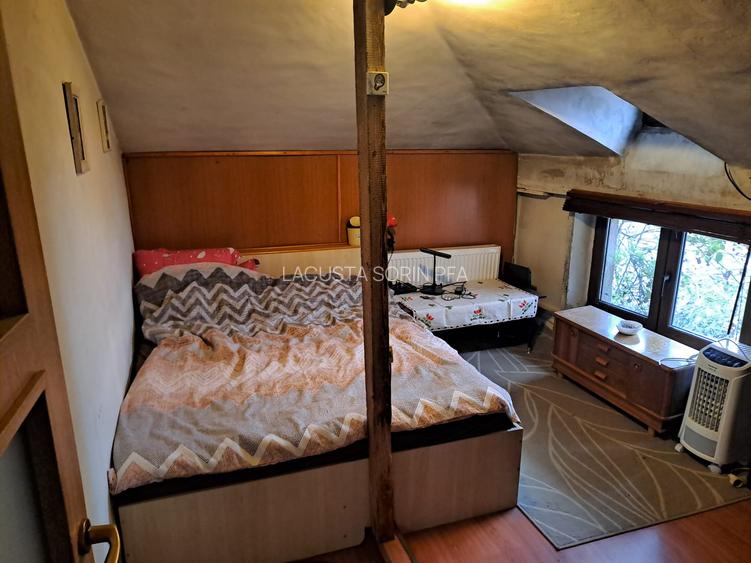 Drumul Sarii - Razoare, singur curte, semimobilata,  libera - 7