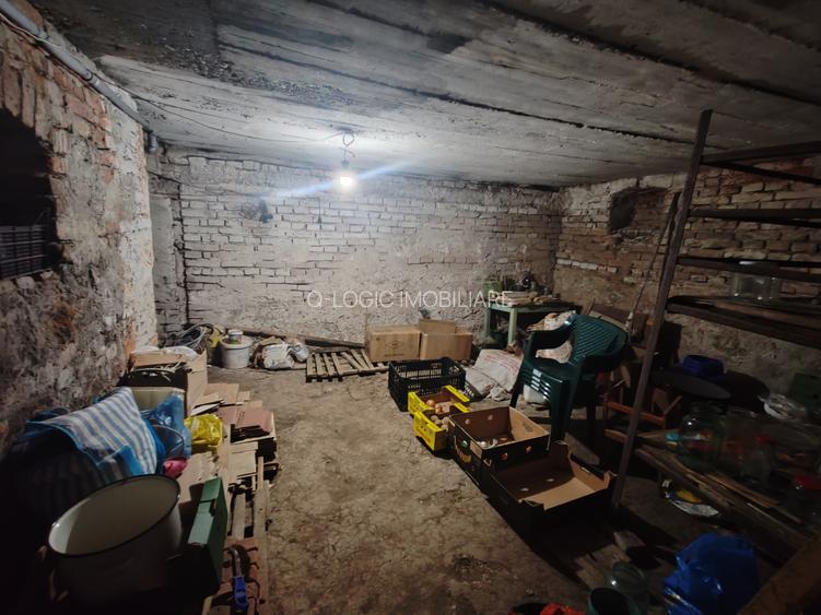 Casa 4 camere libera la vanzare GHIMBAV - zona Garii - 19