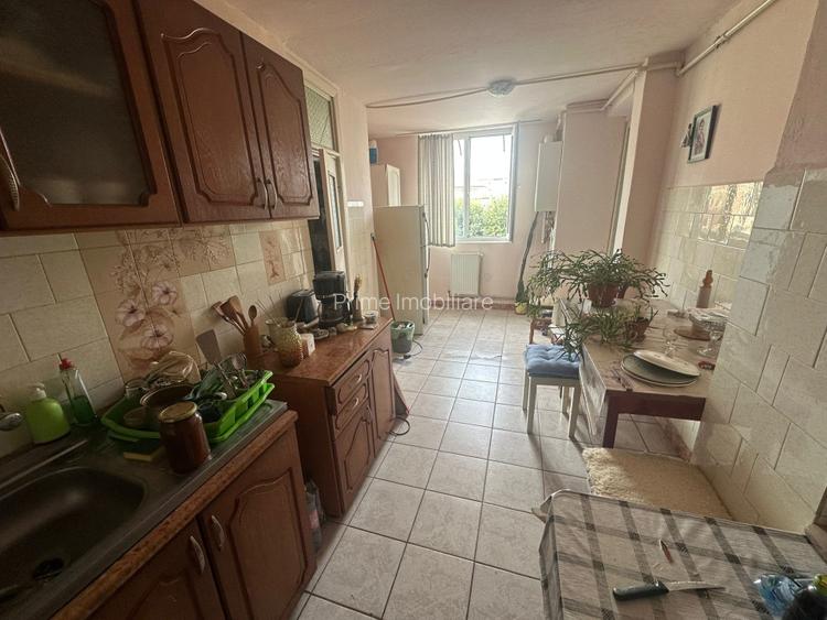 Apartament 4 camere| 77 mp| garaj| zona Cugir - 5
