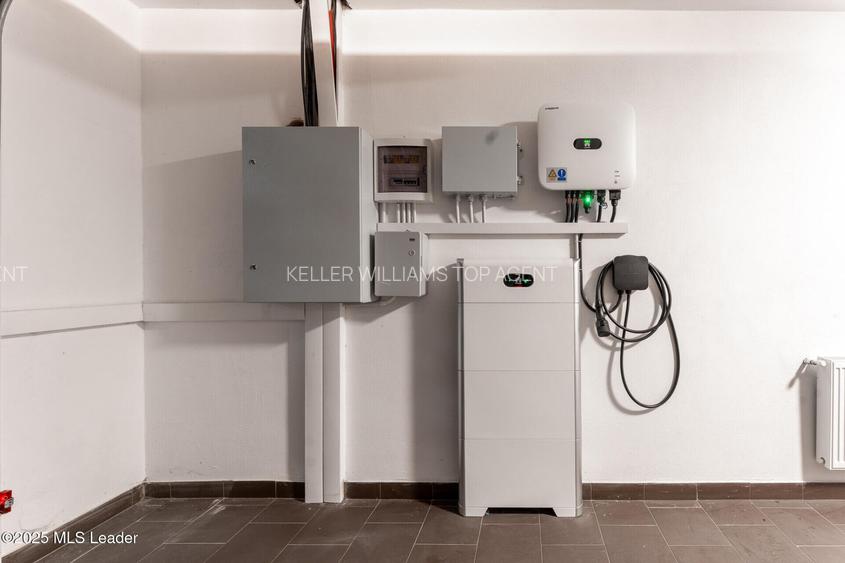 Vila pe malul lacului Mogosoaia | 617 mp total, teren 1182 mp - 34