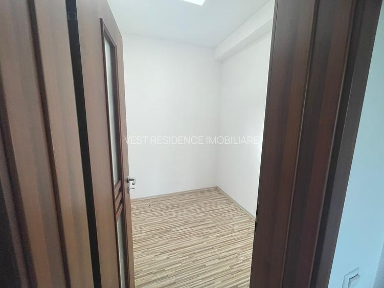 Spatiu comercial 102 mp. Pretabil pentru birouri - 6