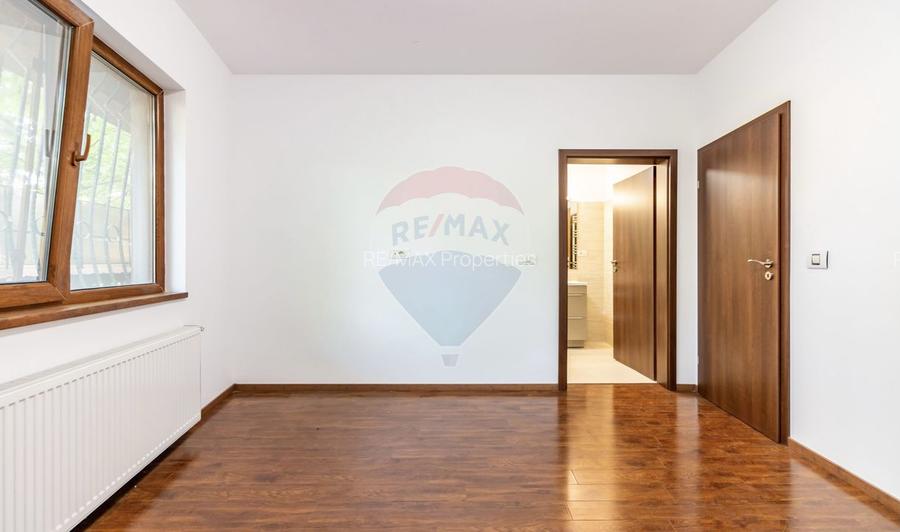 Apartament de vanzare cu 4 camere în Bucurestii Noi, metrou, parc - 8