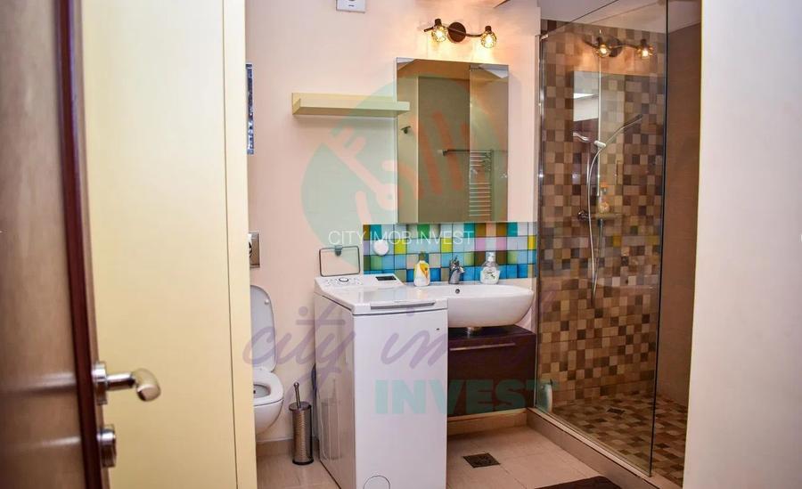 Bloc NOU vis-a-vis de MALL VITAN - 13