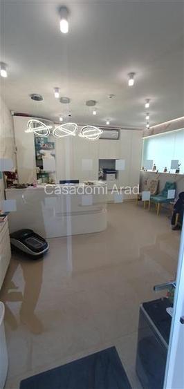 Cladire de birouri cu 6 niveluri in Otopeni - 6