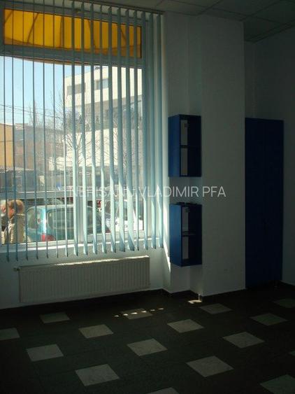 Bd.Unirii-Str.Traian-Str.Matei Basarab-Rin Hotel magazin inchiriere - 11