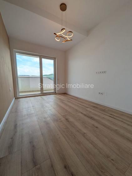 Apartament cu 3 camere, zona Eroilor, Floresti - 9