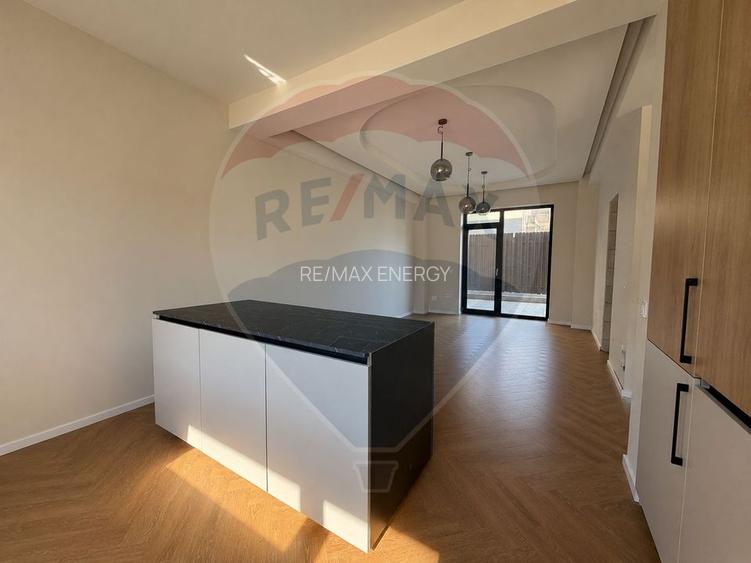 Vila de inchiriat in Voronet. Prima inchiriere, 5 camere. - 4