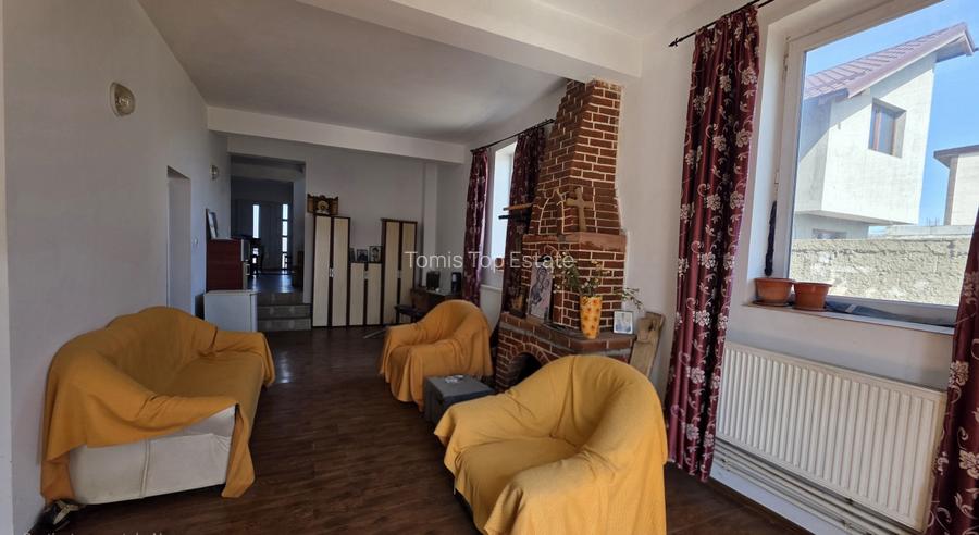 Vila de vanzare in Constanta, 6 camere, zona Km5 - 2
