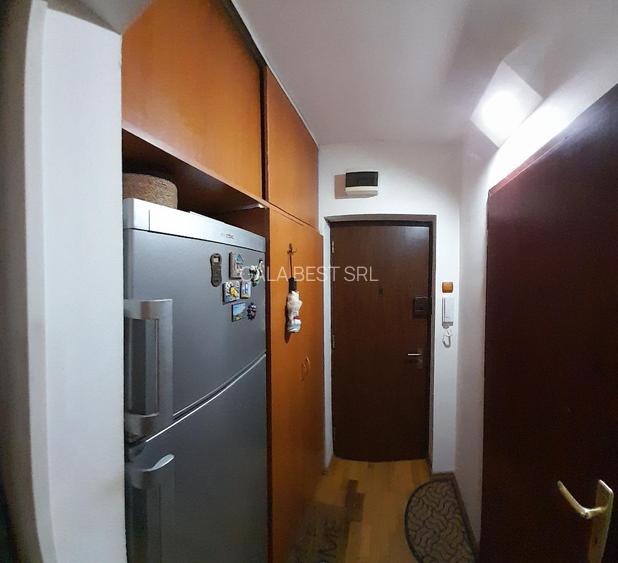 Vatra Luminoasa-Maior Coravu, garsoniera ,etaj 3/10 - 6