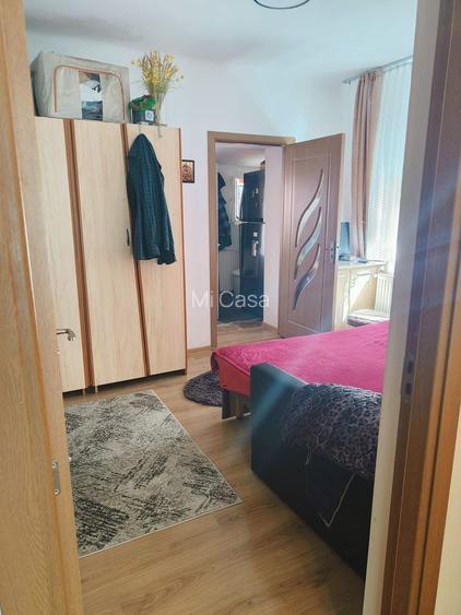 Casa singur in curte zona Astra - 13