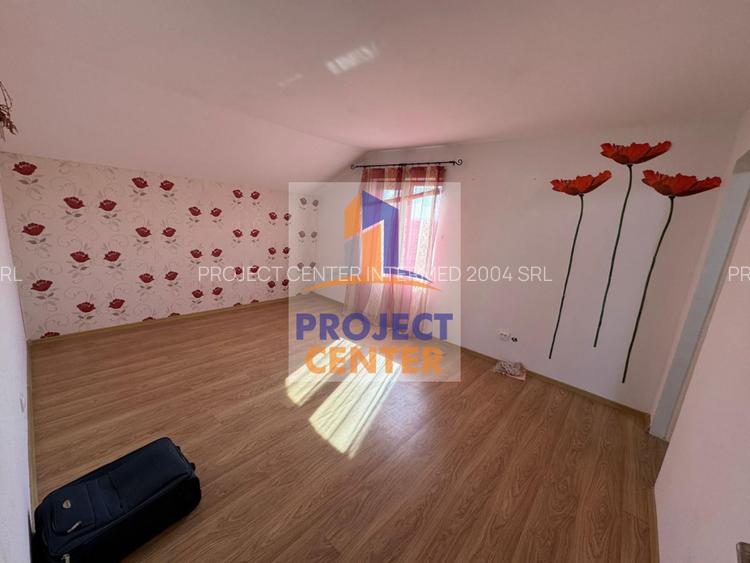 Casa Pitesti - Prelungirea Craiovei, teren = 620 mp, sup c = 165 mp - 7