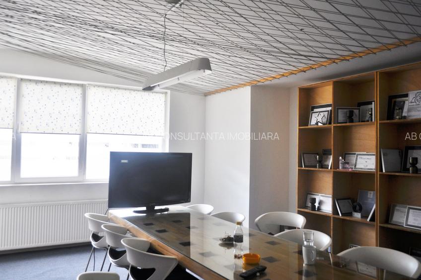 Zona Armeneasca - Piata Rosetti  imobil birouri - 7