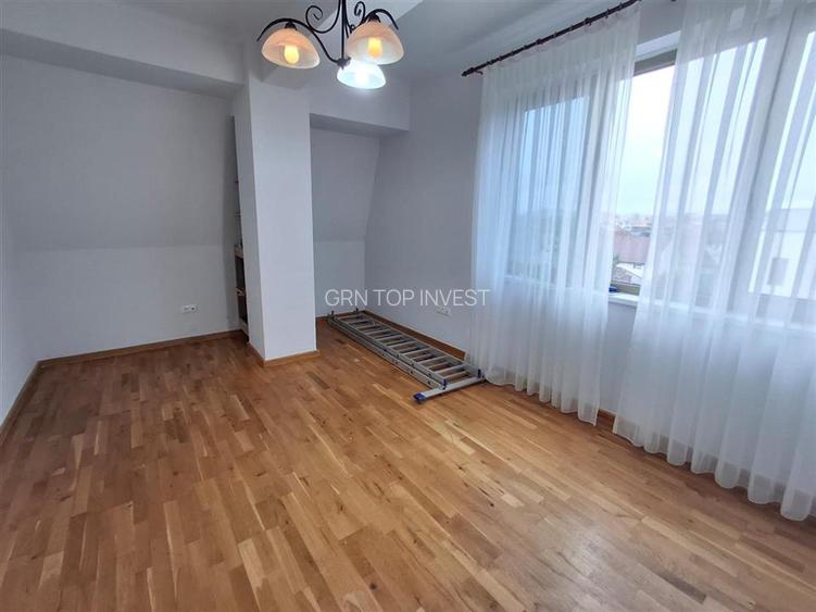 Penthouse 4 camere terasa 50mp parcare zona Centrala - 18