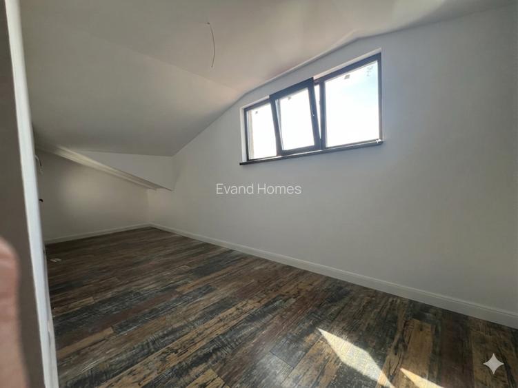 Apartament 2 camere - mansarda inalta - bloc nou P+2 - 5