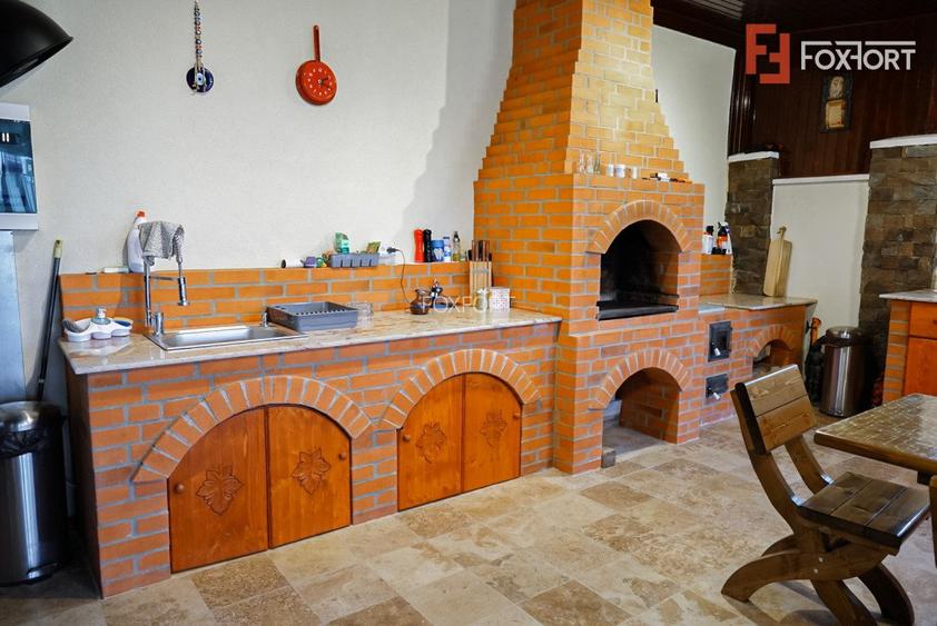 Proprietate unicata in stil clasic in Mosnita Noua - ID V7206 - 43