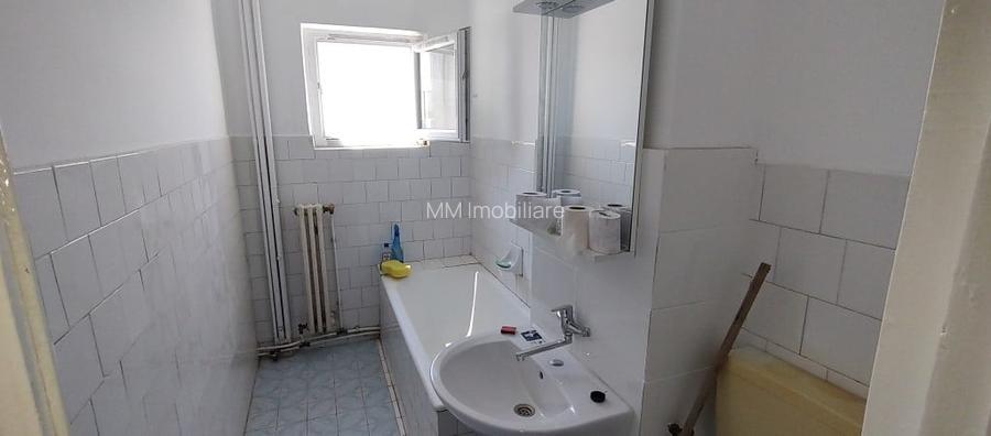 Apartament 2 camere,D, etaj 8 cu lift nou,zona centrala_Liceu Eminescu - 10