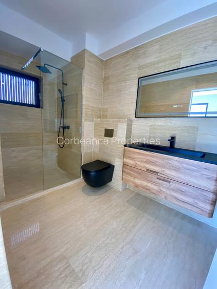 Vila noua eleganta si spatioasa, 5 cam, 4 bai, Laguna Albastra, cartier privat - 13