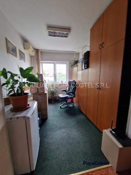 Calea Mosilor 4 camere semidecom. etaj 3/8 bloc 1982 reabilitat, lift, interfon - 2