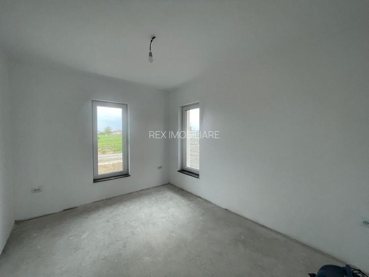 Duplex 5 camere - pozitie excelenta - Mosnita Noua - 5