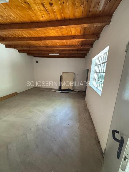 Spatios pentru  locuit si afacere - 22