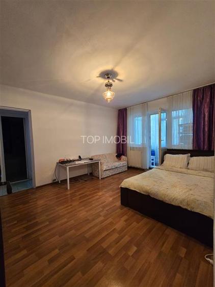 Etaj 2 - Dacia Bicaz, apartament 3 camere, mobilat, liber - 2