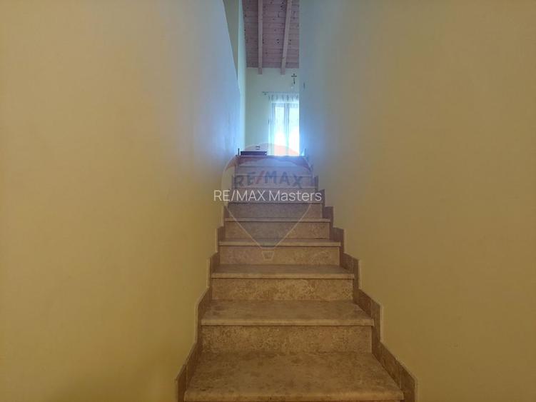 Casă / Vilă de lux cu 5 camere de vânzare în Vadu Moldovei, Suceava - 55