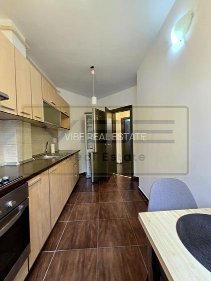 Copou-Parcul Copou/Universitate -Bloc nou - 3 camere  -parcare privata ! - 23