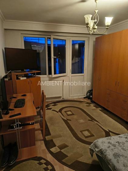 Apartament cu 4 camere, etaj 3, VASLUI zona CENTRU - DONICI; - 3