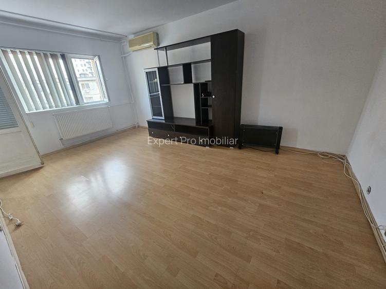 Gorjului Moinesti Scoala 309 Et.4 Decomandat 50mp Liber Contorizat Merita V.. - 9