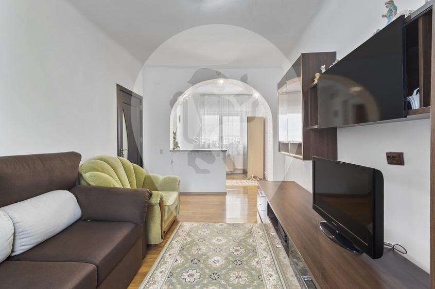 Casa singur in curte Schei - 17