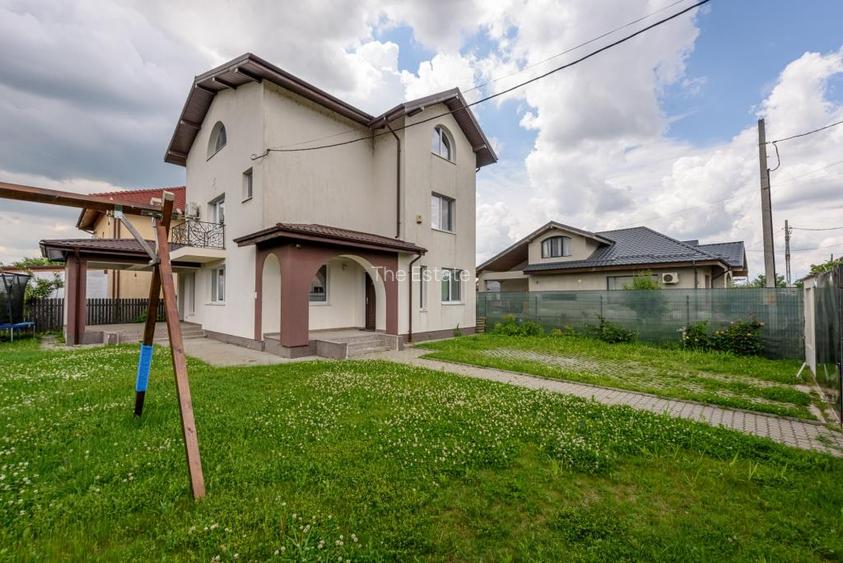 Vilă Spațioasă de Închiriat în Crevedia – Ideală pentru Familie (P+1+M) - 35