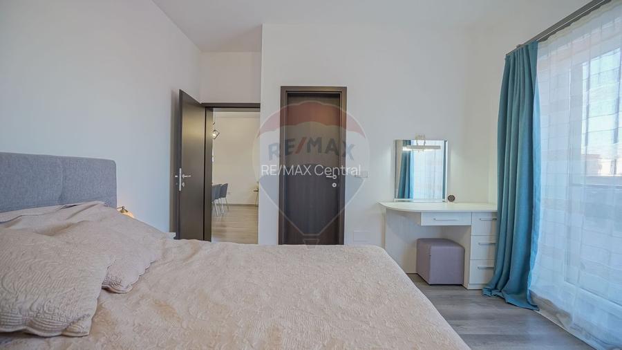 Apartament spațios, terasă proprie, Tractorul, Brașov - 9