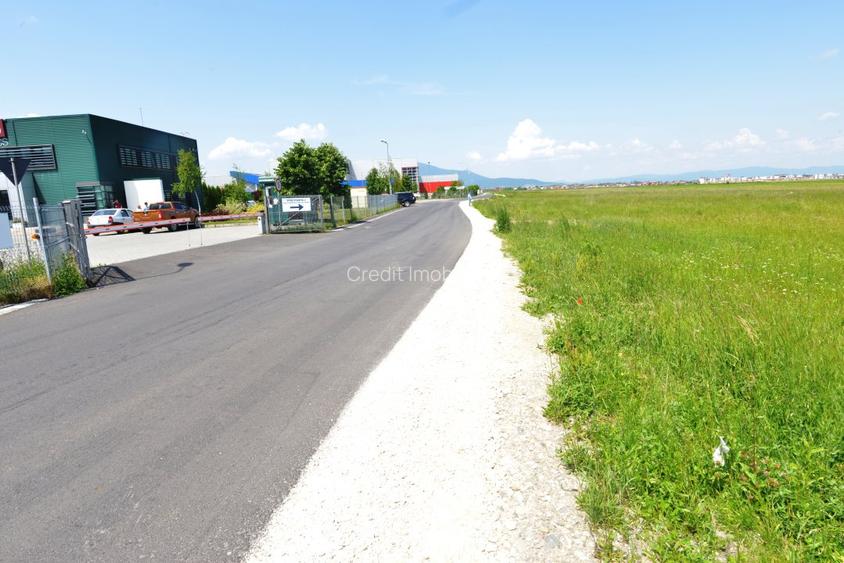 Teren de vanzare cu deschidere la DN 73. - 4