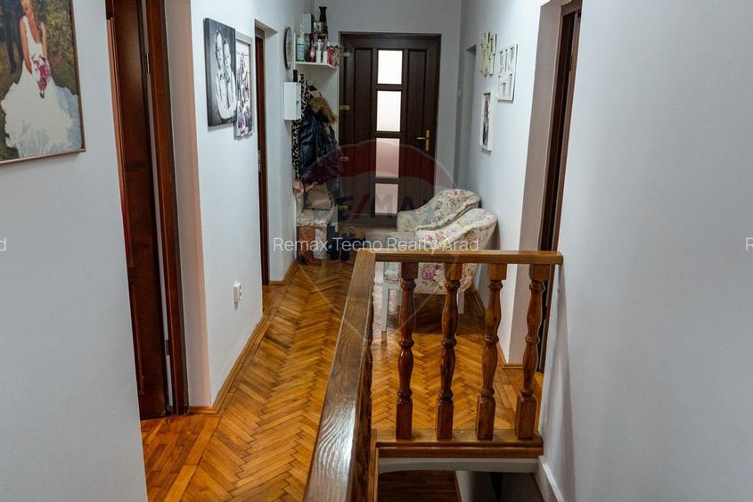 Casă / Vilă de vanzare, Hunedoara - 11