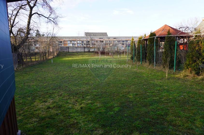 Casă cu 5 camere de vânzare, str. Dragoș Vodă - 25